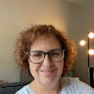 Meet your Posher, Eileen